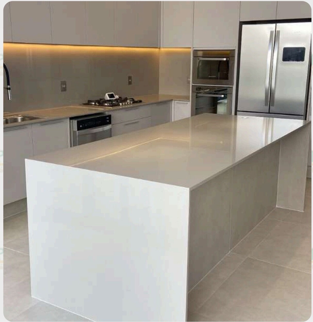 Quartzo Cinza